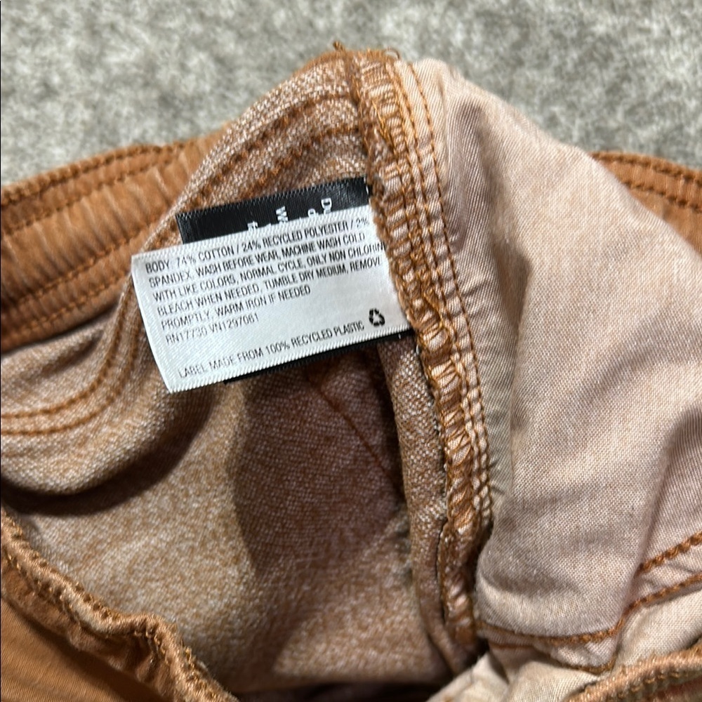 Cat & jack tan jogger chino khaki pants size 5 good for fall pictures - Picture 6 of 6